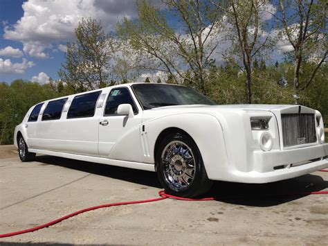 Rolls Royce Phantom Kit Limousine - Edmonton Hummer Limos