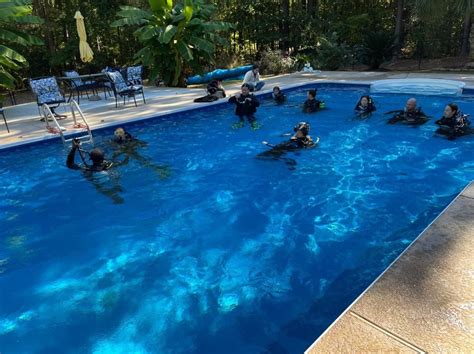 Open Water Diver - Confined Water Training (Day 1), Into the Blue Scuba ...