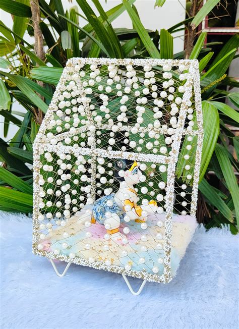 white jems jhopdi unique design for laddu gopal ji – Bell bottom