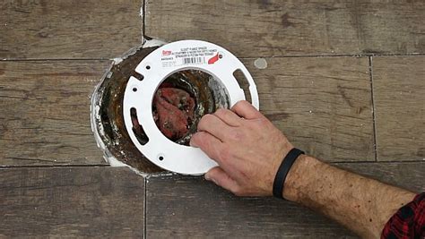 Rezultat imagine pentru Set-Rite Toilet Flange Extender