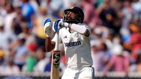 R Ashwin recalls his father's bold prediction about Mohammed Siraj in ...