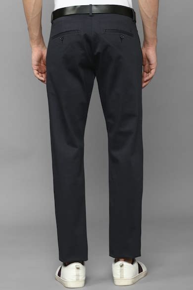 Buy Men Black Slim Fit Solid Casual Trousers Online - 899713 | Allen Solly