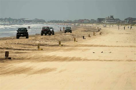 Jeep Weekend Galveston appears to be a bust on Saturday afternoon