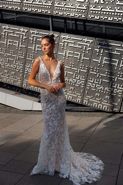 Western Wedding Dresses