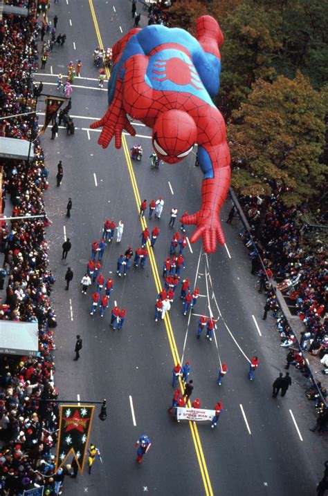 Woodlands students create robot to cut ribbon at Macy's parade
