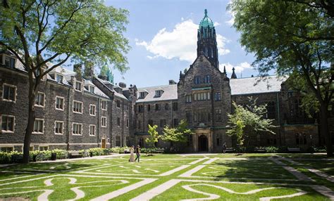 These Top 10 Posh Colleges Will Provide You With Most Expensive College Degrees In The World
