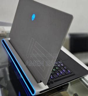 Alienware M17x R2 SSD 的图像结果