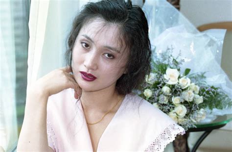 80年代的台湾美女，盛世美颜，惊艳了时光，你还记得谁_胡因梦