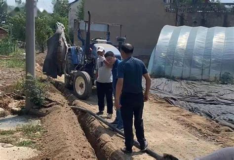 邢台123：邢台市信都区：菜峪村22户自发出资修建水毁道路200米