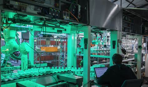 Automation in Manufacturing 的图像结果