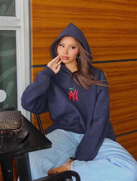 Tiana Musarra - Bio, Age, Height | Models Biography