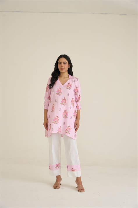 SEHAR – Blooming Threads