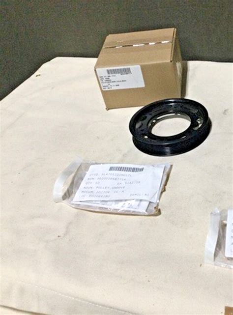 M1279 TRUCK (JLTV) OSHKOSH 12602042 DRIVE PULLEY 8 GROOVE 3020-01-668 ...