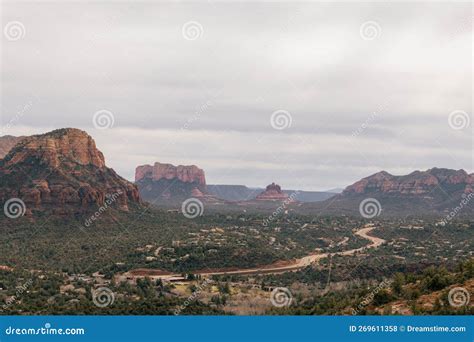 Sunset Viewpoint in Sedona Arizona As Seen from Airport Mesa Vortex ...
