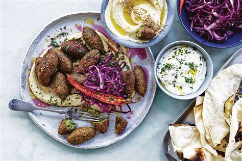 Falafel And Hummus