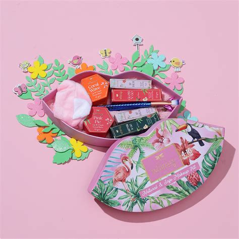 Liplicious Beauty kit For Girls (pack of 6)