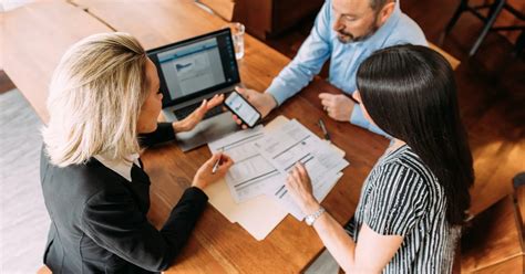 Find Out How Financial Advisors Get Clients With A Podcast