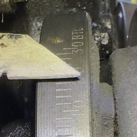 How to Replace a Timing Chain On a 351 Modified 的图像结果