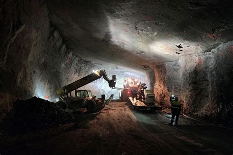 Graymont Pleasant Gap Limestone Mine, Pennsylvania | DA Smith Drilling ...