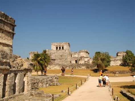 5 Best Day Trips to Tulum Ruins from Cancun - Hellotickets