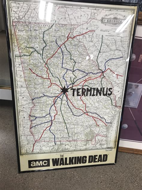 Spotted inside of a Goodwill in Apple Valley, Minnesota : r/thewalkingdead