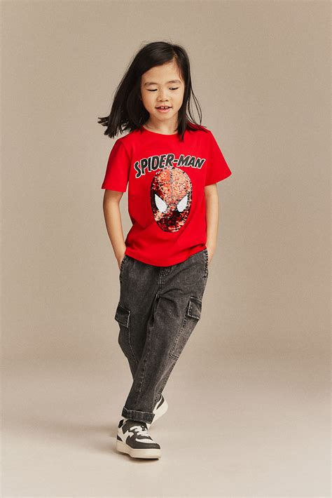 Flip-sequin T-shirt - Bright red/Spider-Man - Kids | H&M US