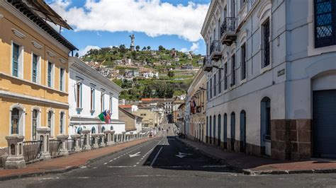 Cheap Car Hire in Quito