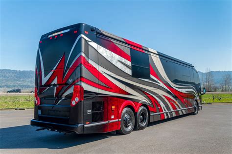 Luxury Motorhomes, Class A Rv, Prevost, Black Wheels, Toy Hauler, Big ...