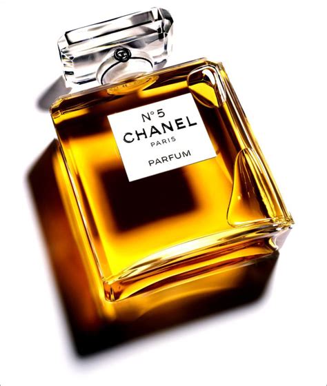 香奈儿五号香水 是一种全新的诠释-品牌设计-设计中国