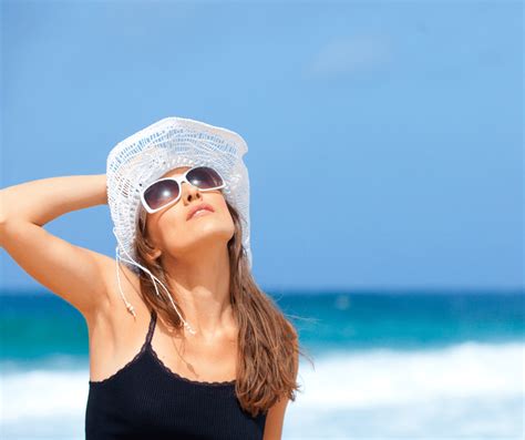 Swim in the Sun 的图像结果