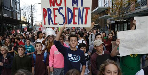 Students Across Seattle Walk Out of Class to Protest Trump - WSJ