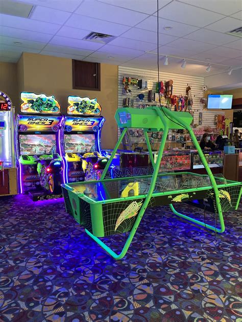 BOWL-A-VARD - Madison WI - Hours, Directions, Reviews - Loc8NearMe