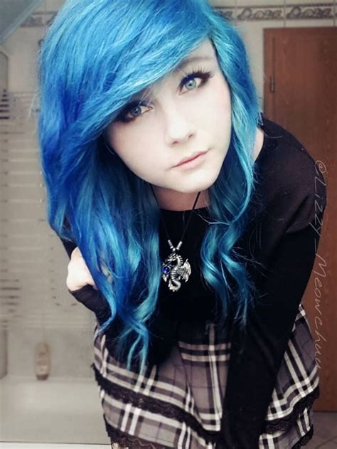 6+ Emo Hairstyles For Girls - Hairstyle | Haircut Trend