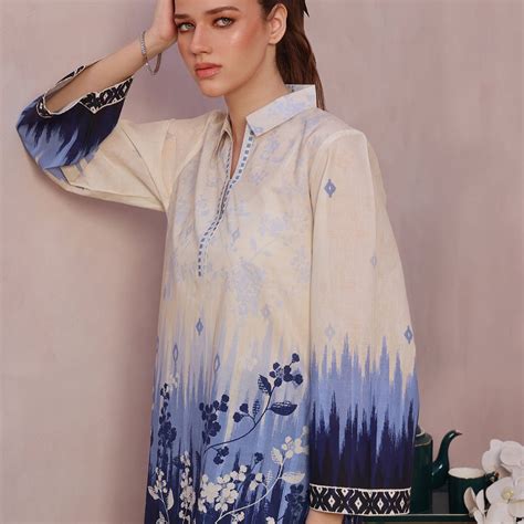 BLUE MOON GARDEN – Rupika Khanna