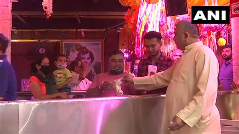 On Hanuman Jayanti, devotees throng Hanuman temples to offer prayers