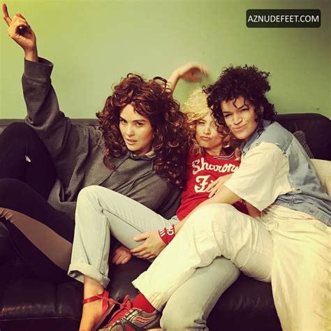 HILLARY ANNE MATTHEWS Feet - AZNudeFeet