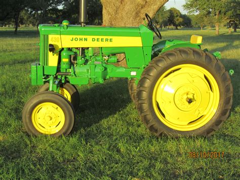 Antique JD Tractors for Sale 的图像结果