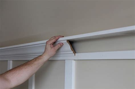 Crown Molding Shelves - Designer Picks & Photos