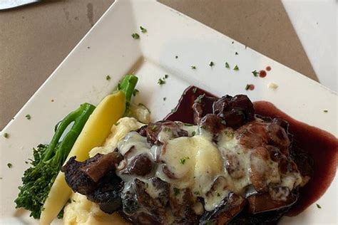 THE 30 BEST Restaurants in Smithtown (Updated June 2024)