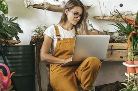 21 Financial Risks for Small Businesses to Avoid | NetSuite