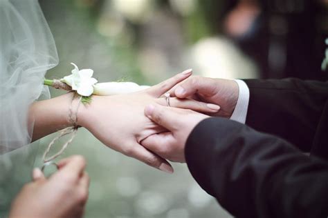 “日常恐婚”，不愿结婚的人越来越多：3点建议，告诉你婚姻真谛__财经头条