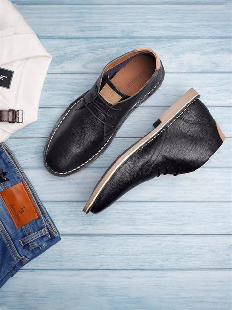 Buy Ash Grey Italian Leather Stitch Chukka Boots - Louis Stitch