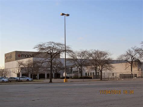 Trip to the Mall: River Oaks Center- (Calumet City, IL)