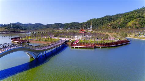 我公司承建的廉江市城北公园获得国家最高质量奖