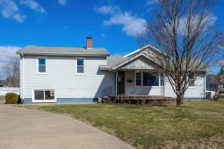 Moline, IL Homes for Sale & Real Estate - Homes.com