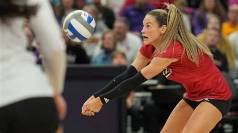 Louisville volleyball vs Purdue today: Channel, time and schedule