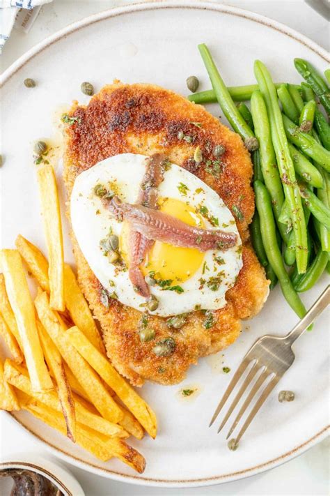 Schnitzel Holstein - Everyday Delicious