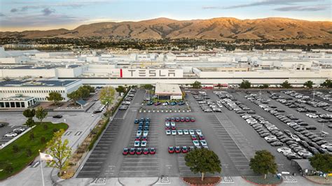 Tesla’s Fremont Factory Turns 15: The Factory That Drove the Electric ...