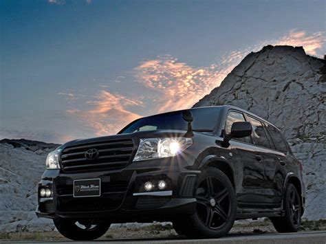 Land Cruiser 200 Wallpapers - Top Free Land Cruiser 200 Backgrounds - WallpaperAccess