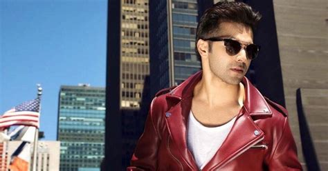Men's Leather Jacket: 2 हजारांपेक्षाही कमी किमतीत स्टायलिश लेदर जॅकेट ...